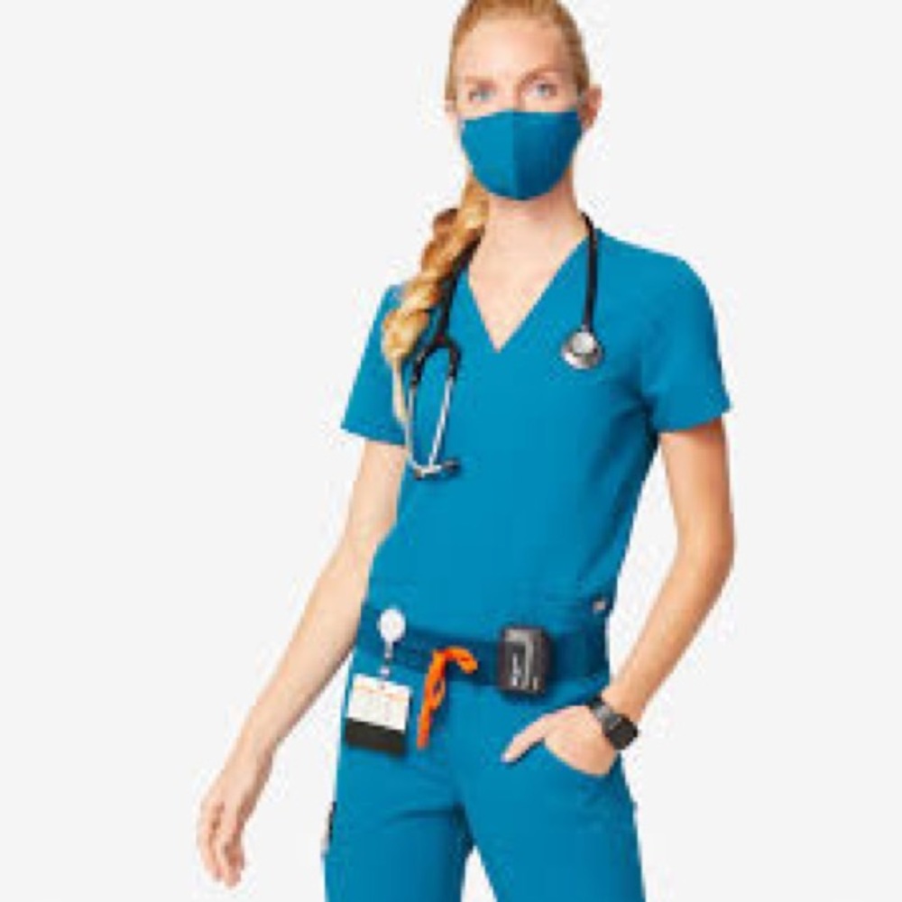 FIGS Alps Blue Catarina Top & Zamora Pant Set
